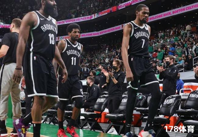  哈达威成泪人！19中11仍无力回天，三分球5中5成最大亮点？ 第3张