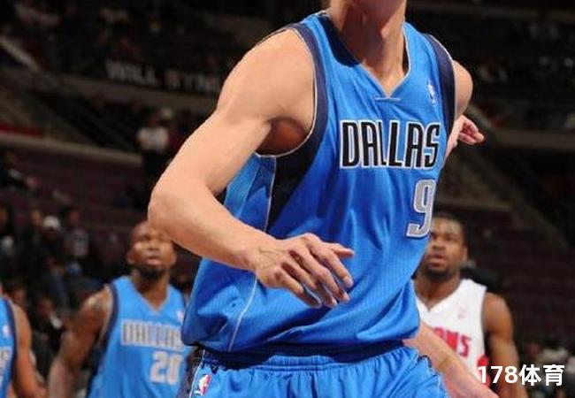 与易建联并肩作战的日子，球迷感叹不已！ 第2张