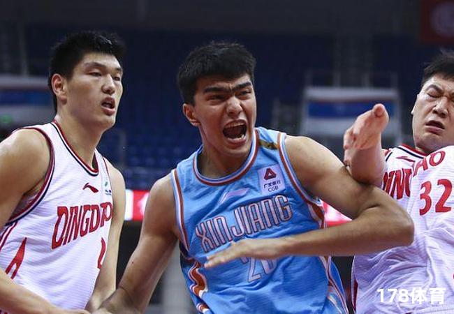  詹姆斯之外无首发？曾令旭实锤，哈姆疑云重重的决策背后？ 第3张