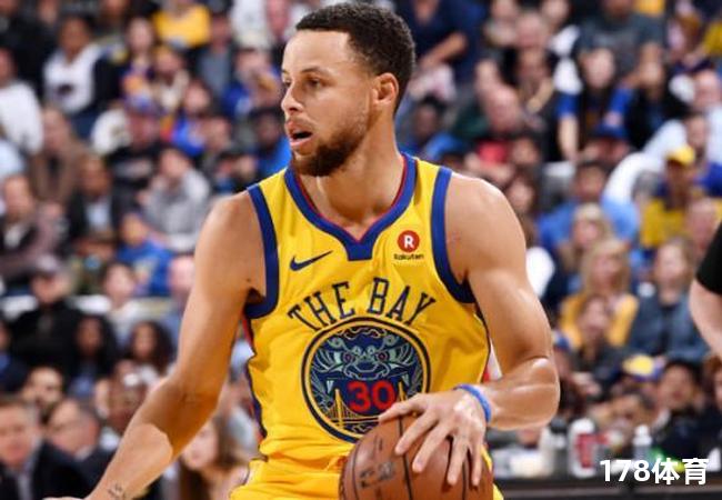  库里替补席默默哭泣，勇士队友竟无动于衷？ 第3张