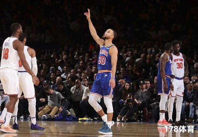  勇士三疯已逝？第三节场均净胜分倒数，引发球迷热议 第2张