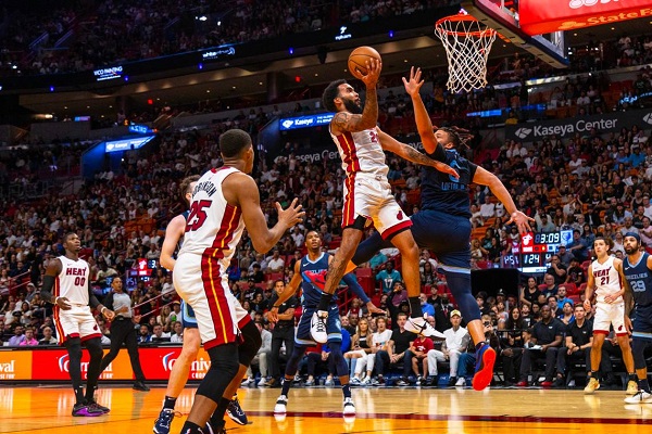 热火以132-124胜灰熊，希罗30分领衔全队！ 第1张