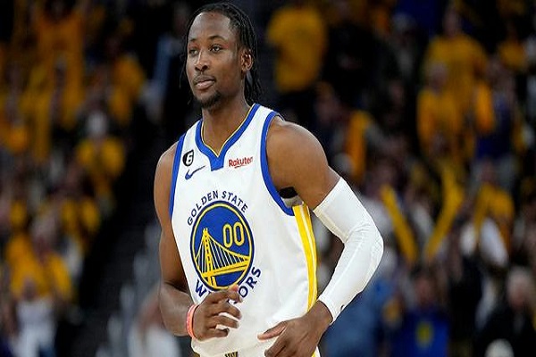 库明加新赛季场均26分，库明加连续3场比赛成得分王！