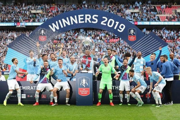 英足总杯和英联杯哪个级别高？英足总杯英联杯介绍！