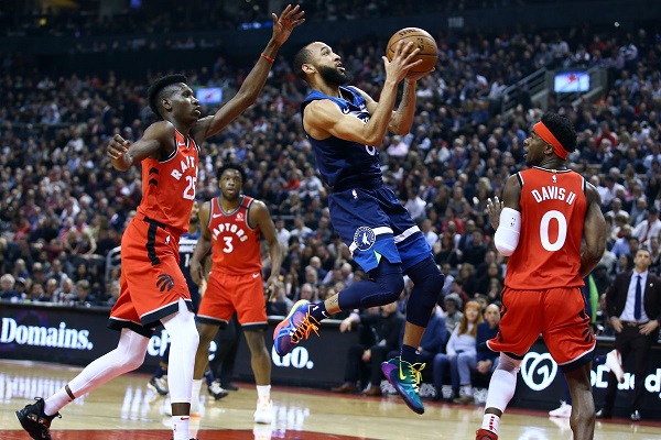 猛龙险胜森林狼,以97-94守住主场优势