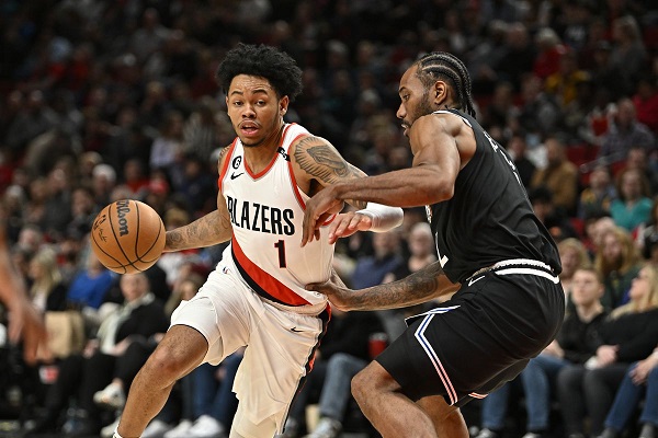 NBA常规赛快船123-111开拓者,快船主场12分大胜开拓者!