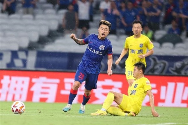 天津津门虎VS上海申花，上海申花处于劣势！