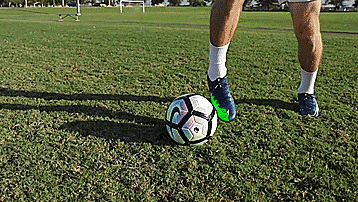 五个初学者必会的足球基本技巧 第24张