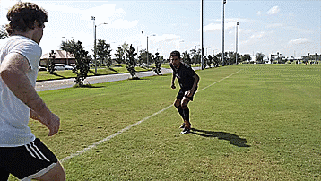 五个初学者必会的足球基本技巧 第25张