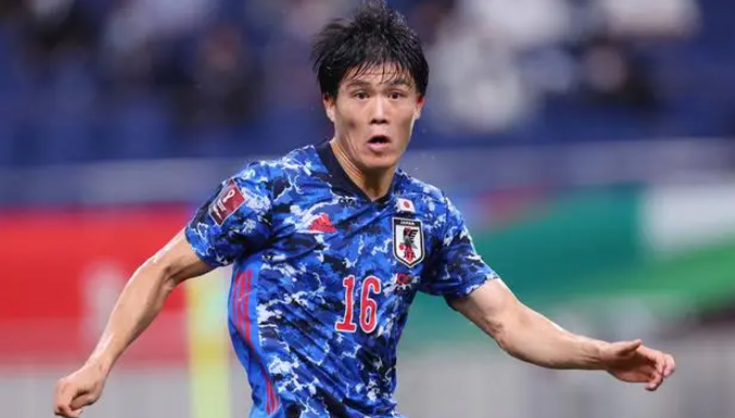 4-3！1-0！世预赛乱了：亚洲黑马爆冷，比肩韩日，中国球队第4 第3张