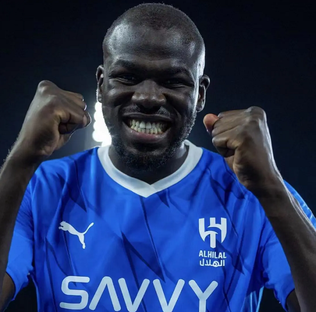 利雅得新月阵容豪华有那些？利雅得新月足球俱乐部 第4张