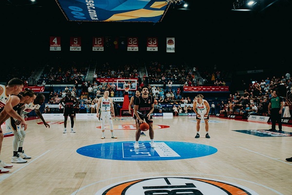 01月05日澳篮联比分预测：东南墨尔本凤凰vs伊拉瓦拉老鹰 第3张