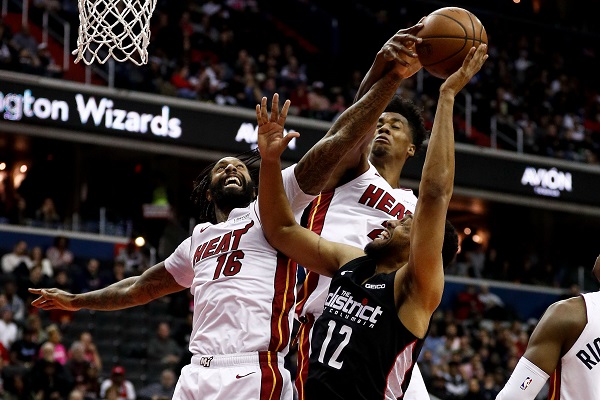 NBA自由球员签约后多久可以交易？