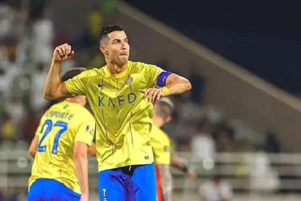 C罗职业生涯近期记录：职业生涯已打入875球 第3张