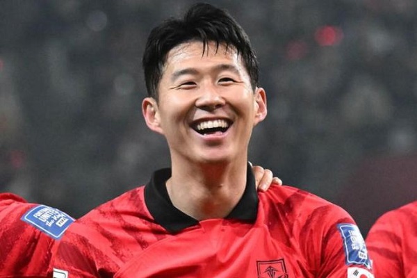 孙兴慜李刚仁冲突和解，孙兴慜发文希望给李刚仁机会 第2张