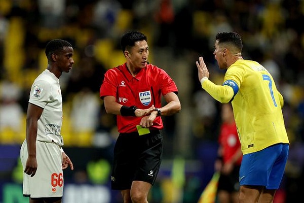 利雅得胜利2-0费哈，C罗晋级亚冠西半区8强 第1张