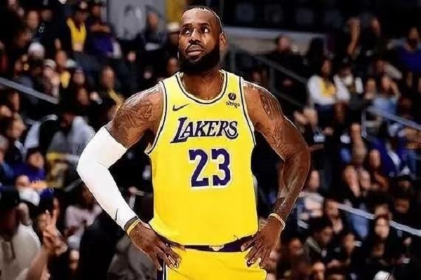 詹姆斯还差多少分到40000分了？ 第2张