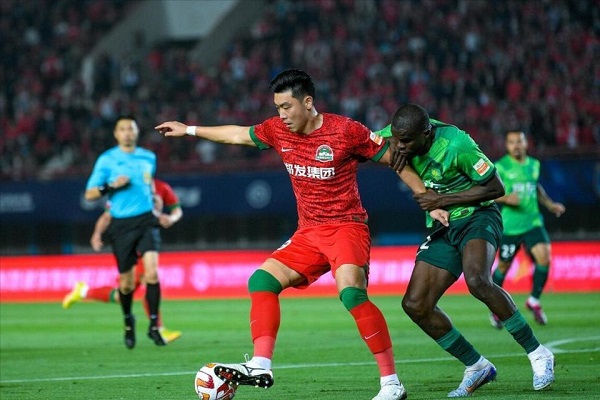 中超首轮收官：泰山领跑积分榜 第3张