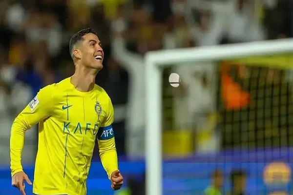 C罗遭遇亚冠首败，阿尔艾因1-0利雅得胜利 第2张