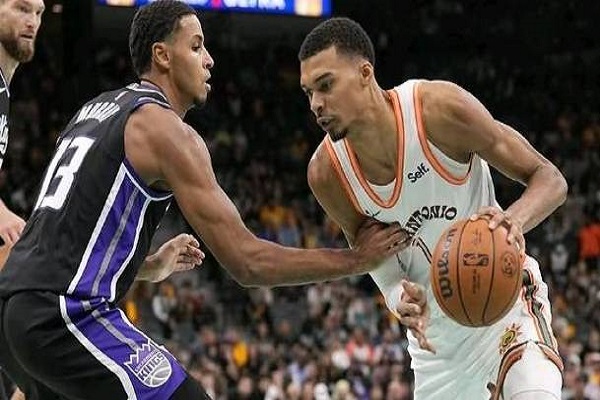 马刺129-131惜败国王，马刺无缘季后赛 第2张