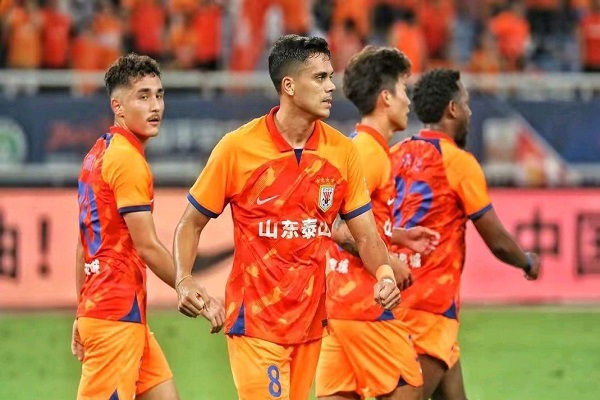 山东泰山0-1横滨水手，泰山队遭遇惜败 第3张