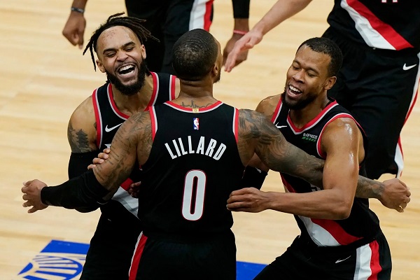 快船126-111击败公牛，乔治、莱昂纳德火力全开 第3张