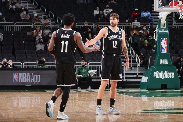 篮网115-122不敌马刺，文班亚马33+15+7！ 第3张