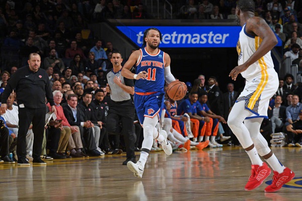 勇士7分惜败尼克斯，排名跌至西部第10 第1张