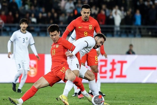 新加坡与国足有差距，国足能踢赢新加坡吗？ 第1张