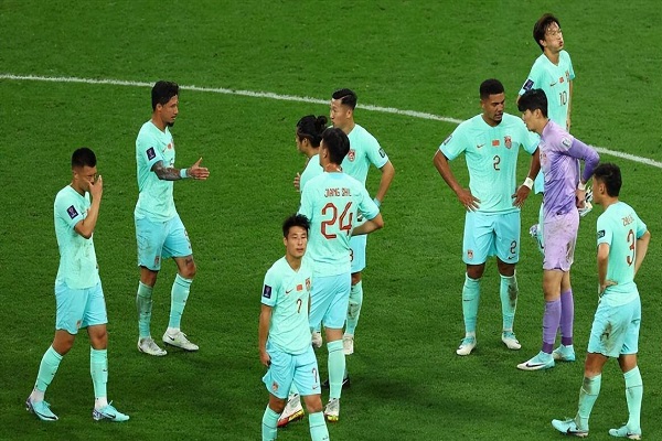 国足主场对阵新加坡，力争主场豪取三分