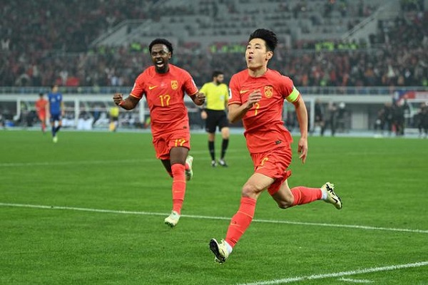 国足排名最新：世界排名将上升2位 第2张