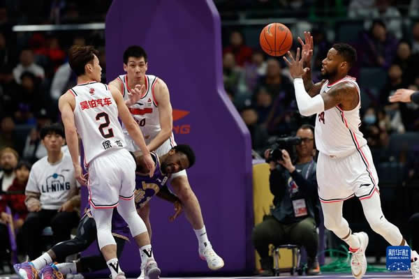 CBA最新常规赛：广东华南虎vs北京北汽 第3张