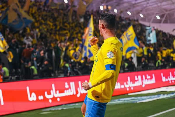 C罗夺得沙特金靴，3场比赛轰入4球 第2张