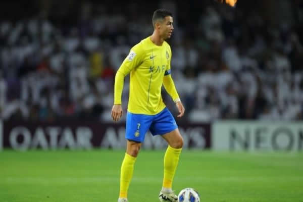 C罗夺得沙特金靴，3场比赛轰入4球