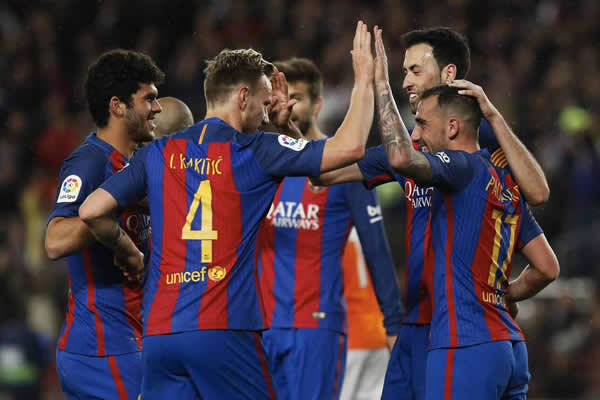 欧冠巴黎vs巴萨历史战绩，巴黎巴萨历史交锋对决一览  第2张