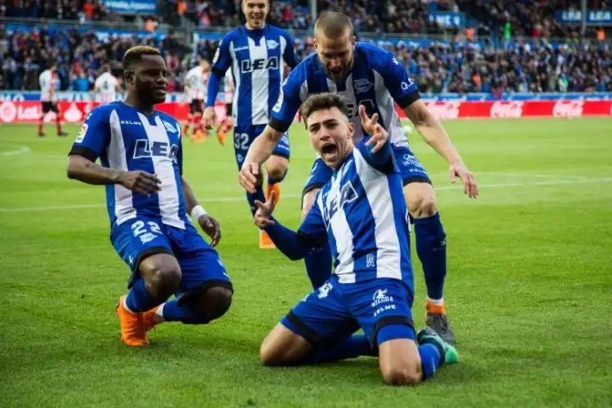 球会友谊赛前瞻：阿拉维斯VS韦斯卡，巴斯克雄狮能否捍卫主场？