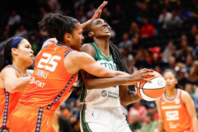 WNBA焦点战：康涅狄克太阳VS芝加哥天空，谁能打破连败困局？