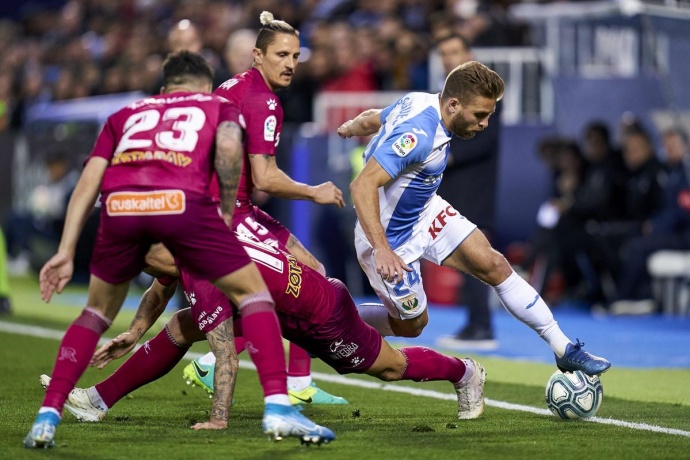 西乙焦点战：韦斯卡主场迎战莱加内斯，保级与升级的双重博弈