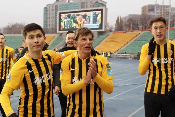 欧冠附加赛惊天逆转：凯拉特点球大战力克凯尔特人，队史首进正赛 第2张