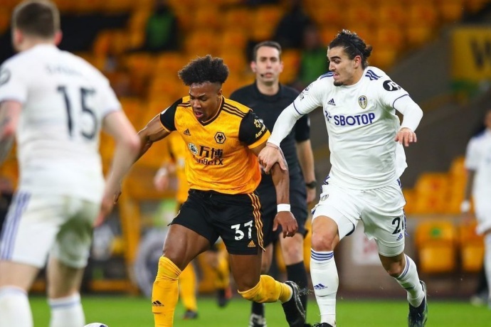 英超第3轮前瞻：狼队VS埃弗顿，保级队与中游军的攻防博弈