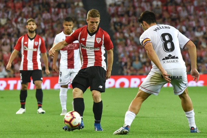 西甲焦点战：皇家贝蒂斯VS毕尔巴鄂竞技，攻防博弈一触即发 第2张