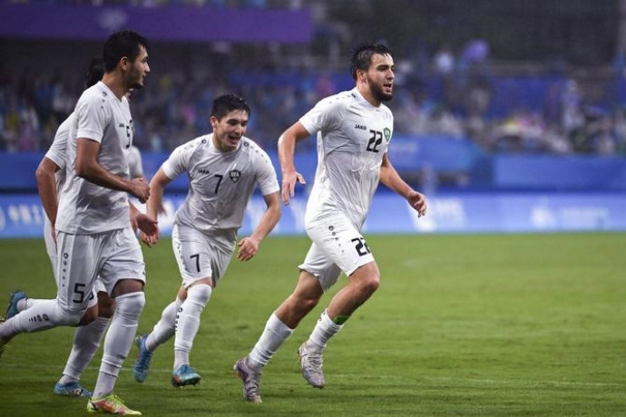 中亚杯焦点战：乌兹别克斯坦主场誓破土库曼斯坦“铁桶阵”