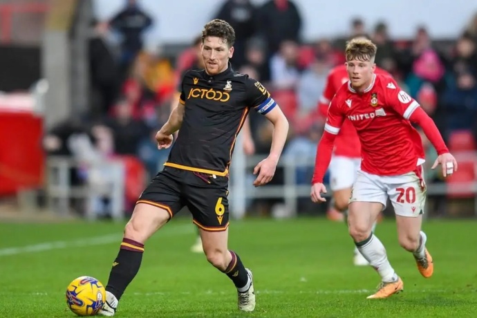 英锦赛焦点战：布拉德福德主场迎战格林斯比，谁能笑傲“北方德比”？