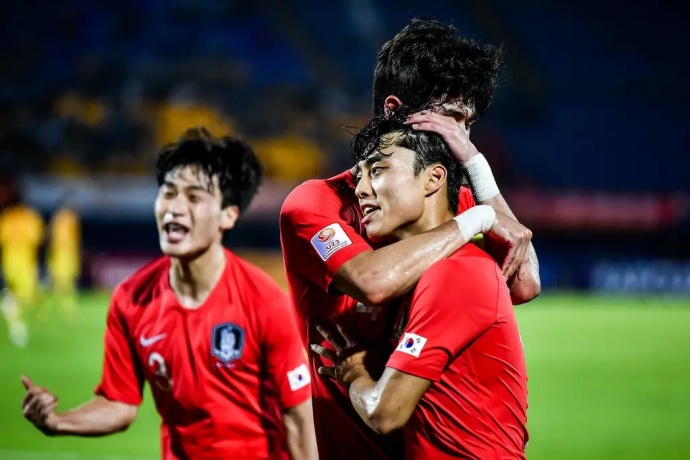亚青U23焦点战：韩国U23碾压之势难挡，中国澳门U23或吞惨败