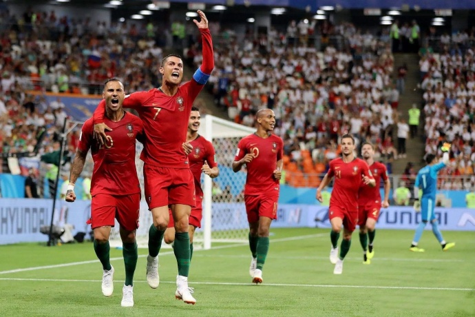 世预赛焦点战：亚美尼亚主场难挡葡萄牙，C罗率队剑指三分 第2张