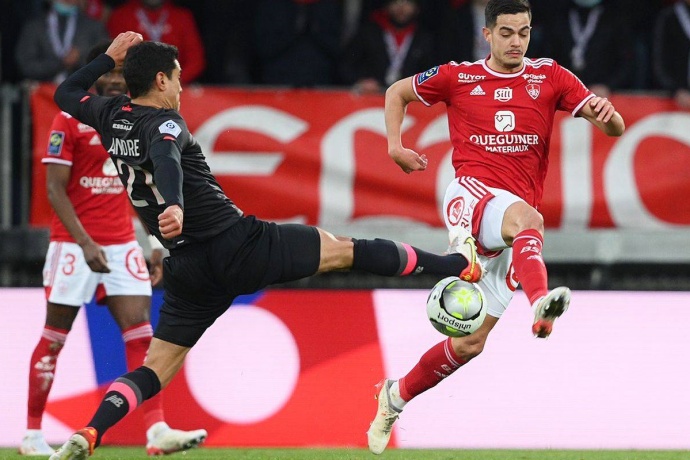 法甲第4轮前瞻：布雷斯特VS巴黎FC，升班马与中游队的保级攻坚战 第2张