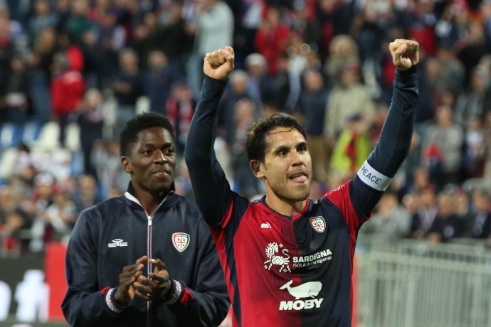 意甲激战一触即发：莱切VS卡利亚里，排名之争谁主沉浮？ 第2张