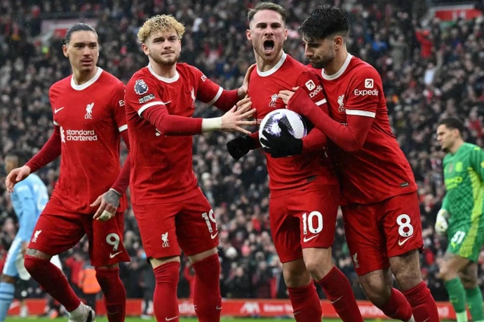 欧冠10月1日前瞻:加拉塔萨雷主场难阻利物浦,红军剑指三分