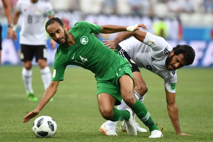 世预赛激战:沙特0-0平伊拉克,凭进球优势七进世界杯