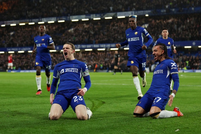 英超焦点战：切尔西主场迎战桑德兰，蓝军剑指三分 第2张